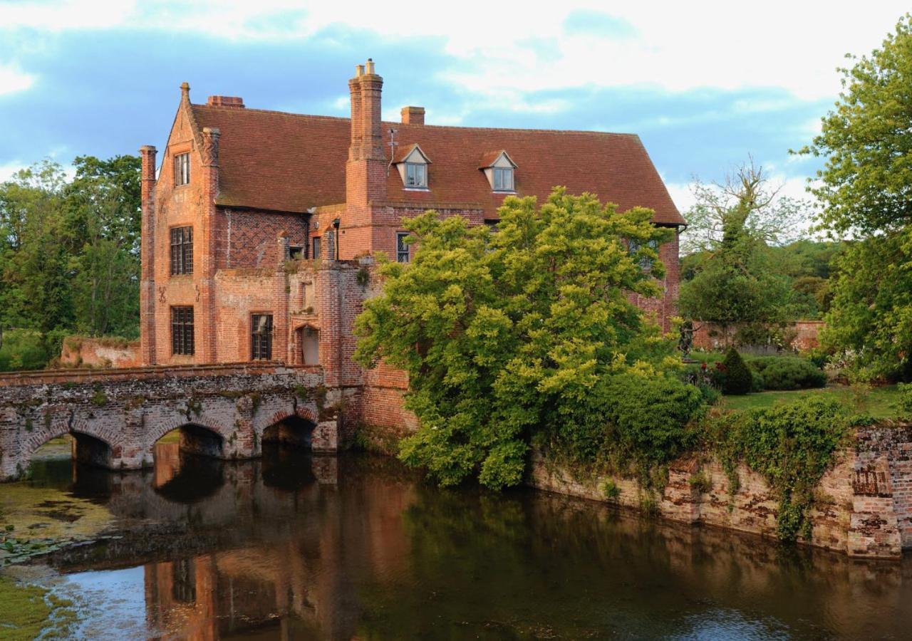 Crows Hall Debenham 外观 照片